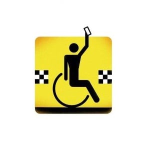 Osoba niepełnosprawna wzywa taksówkę